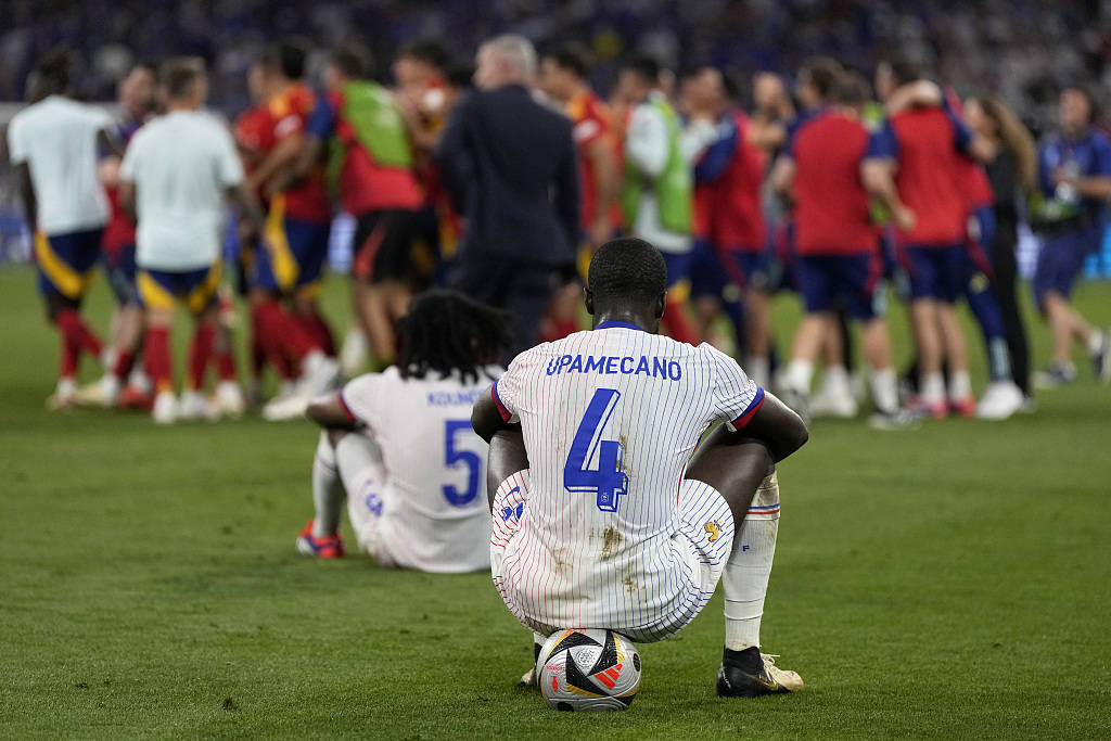 NG28-关于费德勒在法国队比赛中重要助攻，领先优势明显引发热议！全场沸腾不已的信息