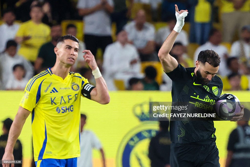 南宫- c罗面对巴萨绝杀进球 